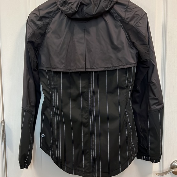 Lululemon jacket - Picture 2 of 2